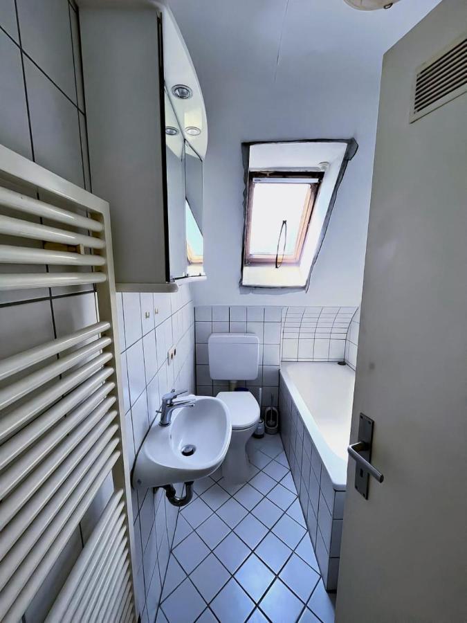 Ferienwohnung / Monteurzimmer Kitzingen Exterior foto
